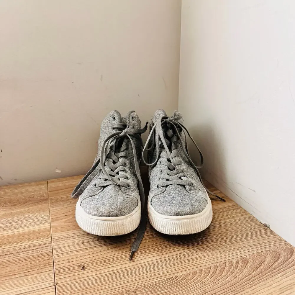 Fila gray embossed high-top sneakers Women’s Size 10